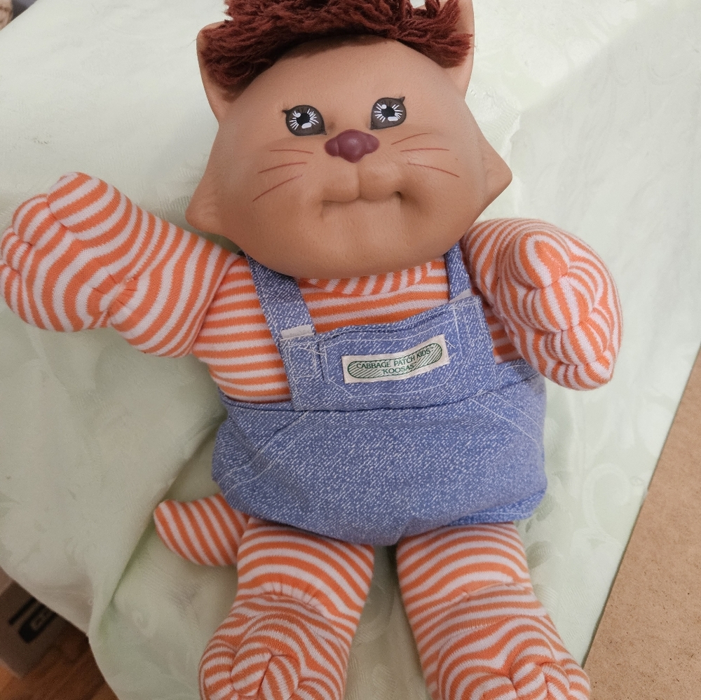 Vintage Cabbage Patch Koosas cat